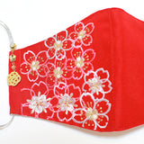 振袖・着物、晴れ着に合うマスク【京都花ひめ・晴れ着マスク・チャーム付き】赤・桜尽くし150